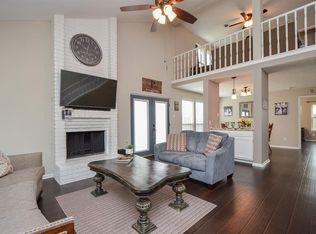 2707 Country Place Dr, Richmond, TX 77406