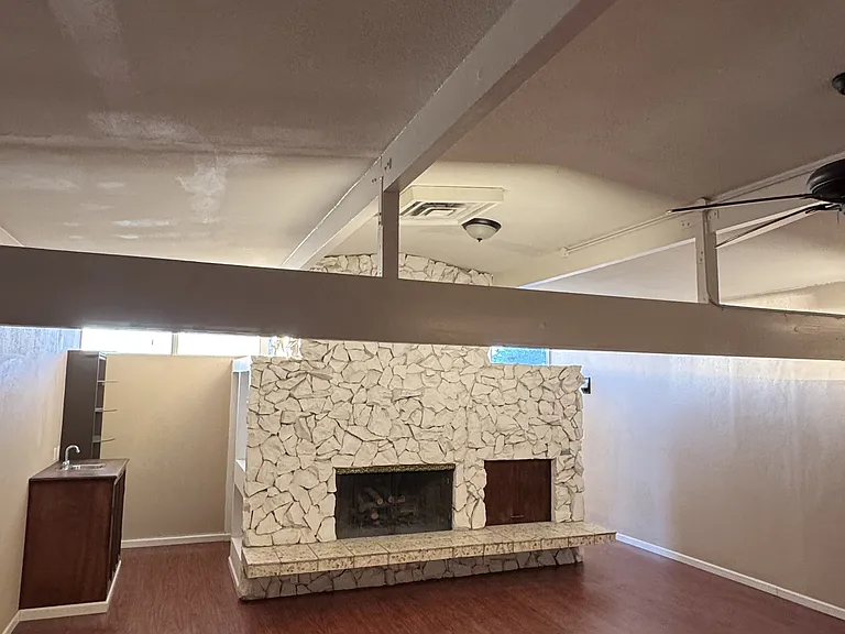 225 S Wallace Dr — Photo 6