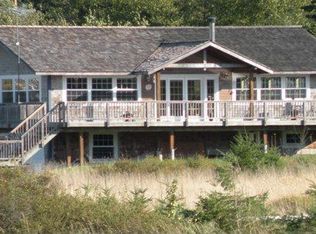 215 Aleck Bay Rd, Lopez Island, WA 98261