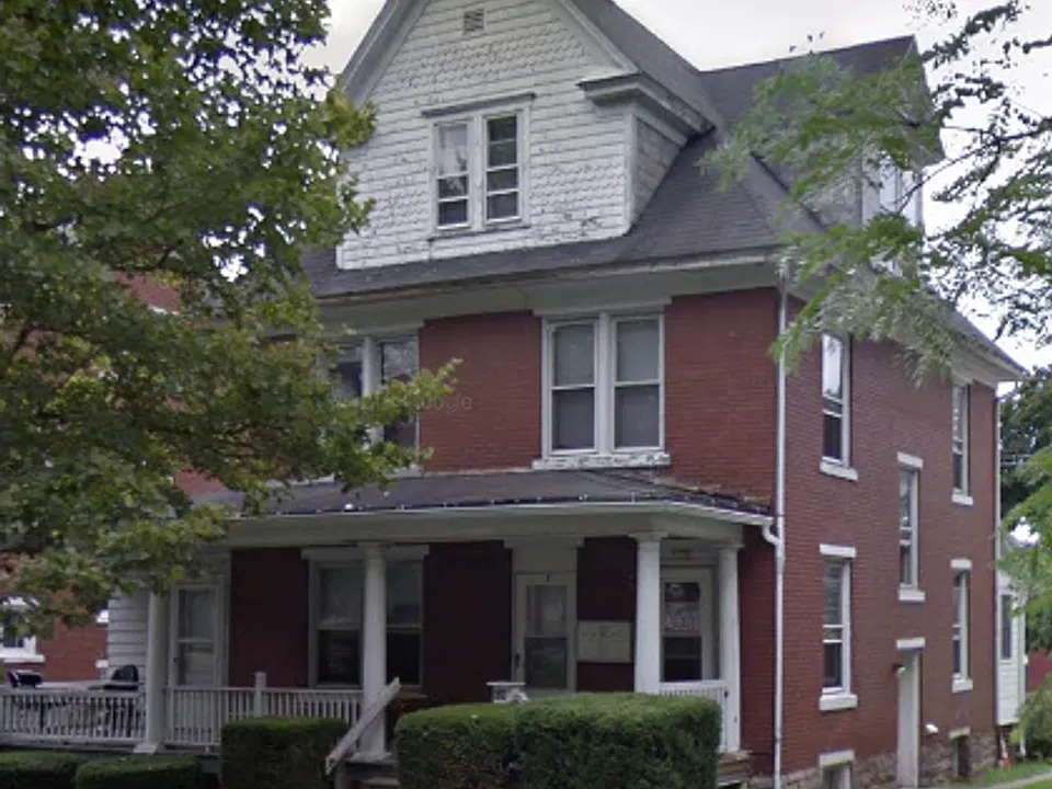 528 W College Ave