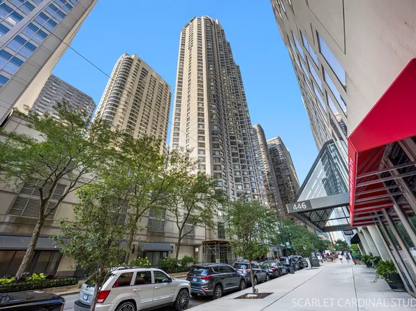 401 E Ontario St APT 4404, Chicago, IL 60611