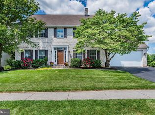 1200 Kings Cir, Mechanicsburg, PA 17050