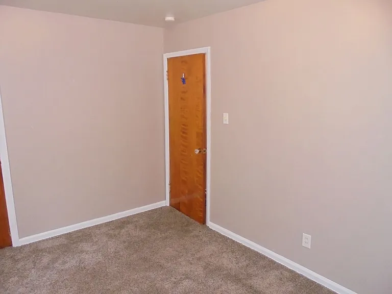 14912 Toepfer Dr — Photo 8