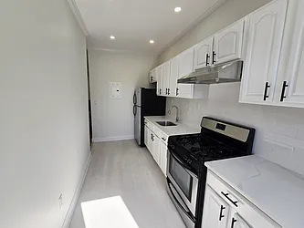 Rented by Voro Purple LLC