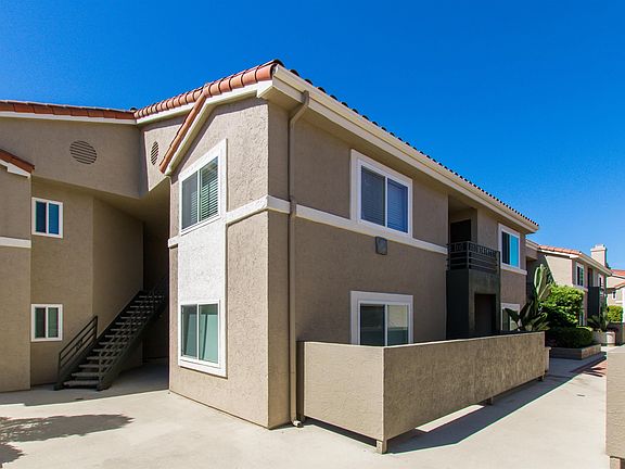 2nd image of 7425 Charmant Dr Unit 2705-1