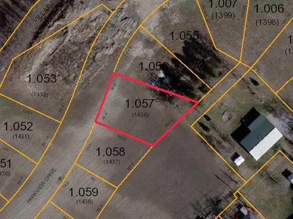 313 Parkview Dr, Bluffton, OH 45817
