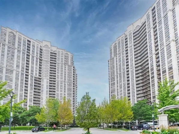 700 Humberwood Blvd, Toronto, ON