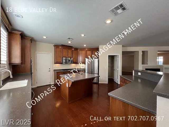 18 Blue Valley Dr — Photo 26
