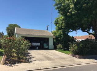258 W Crockett St, Manteca, CA 95337