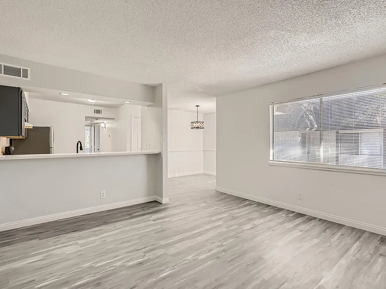 4364 Tara Ave #D — Photo 2