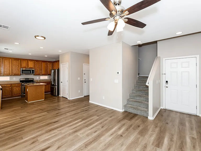 643 Calamus Palm Pl — Photo 5