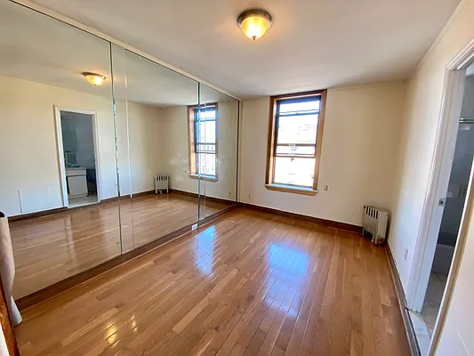 Rented by Remax Edge | media 4