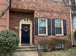 8230 La Faye Ct, Alexandria, VA
