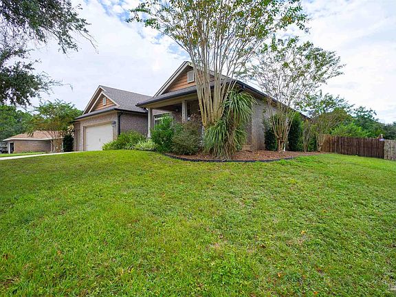 5th image of 1938 Cardinal Ln
