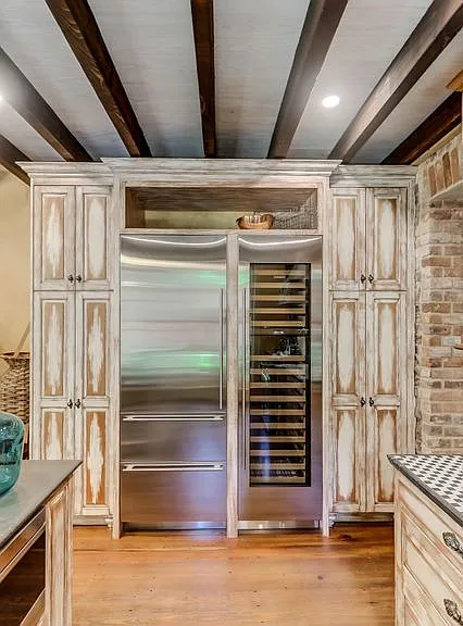 29 Broad St #2 — Photo 4
