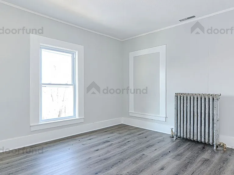 11 Pleasant St #7 — Photo 5
