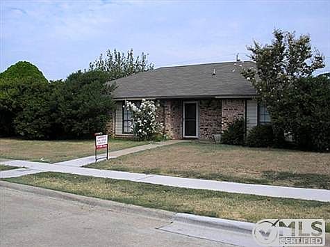 1st image of 1519 Rocky Point Dr