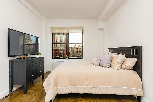 Rented by Bridgeline Property Management, LLC | media 18