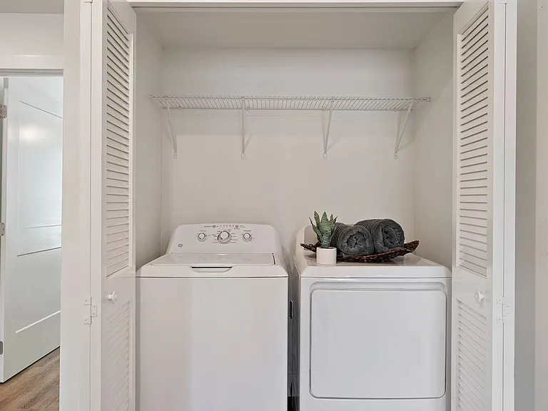 Welcome To Preble Apartments: Limited Time Offer Up To 2 Months Free Rent! — Photo 42