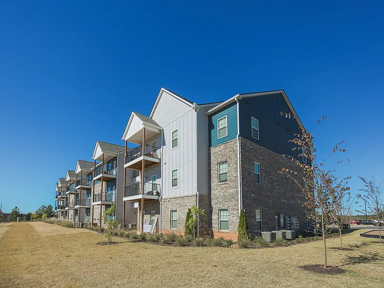 Athens Flats — Photo 7
