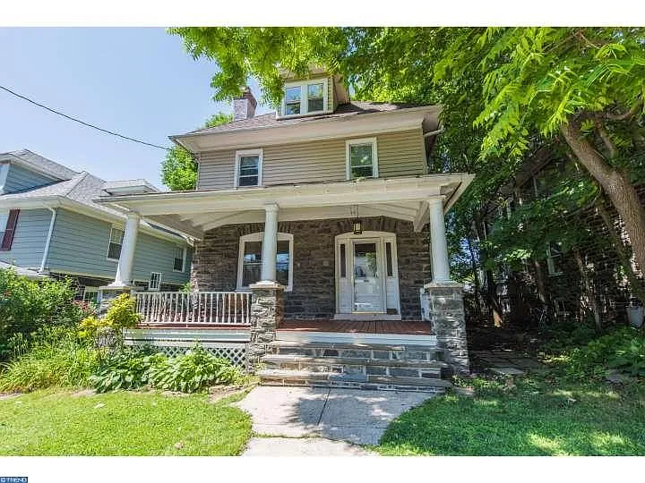 310 N Essex Ave photo 1