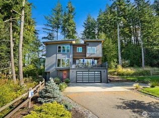 1105 40th St, Bellingham, WA 98229