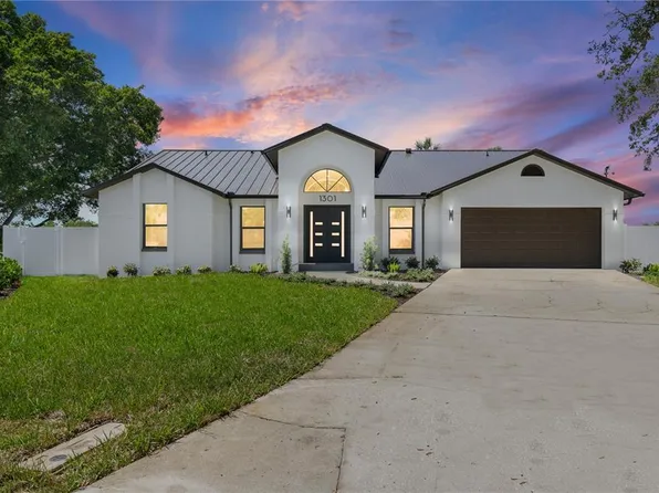1301 48th Ave NE, Saint Petersburg, FL 33703