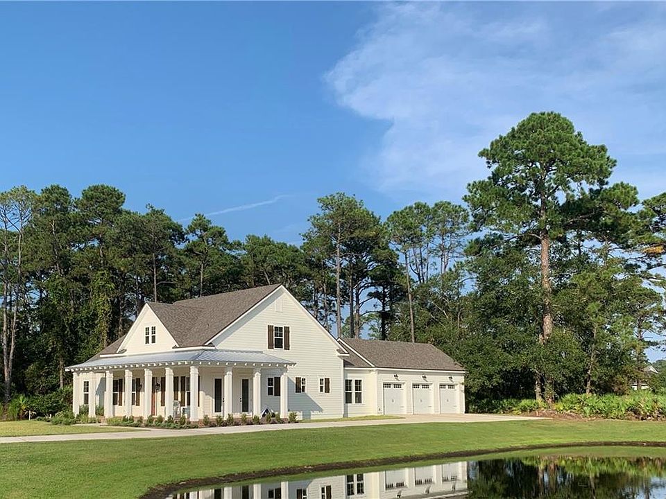 2nd image of 2950 Riverbend Walk