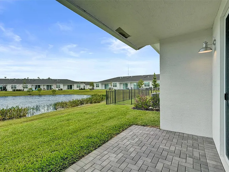 3783 Harborside Ave — Photo 42