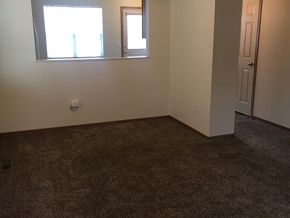 5th image of 2108 W Kent Ave #B