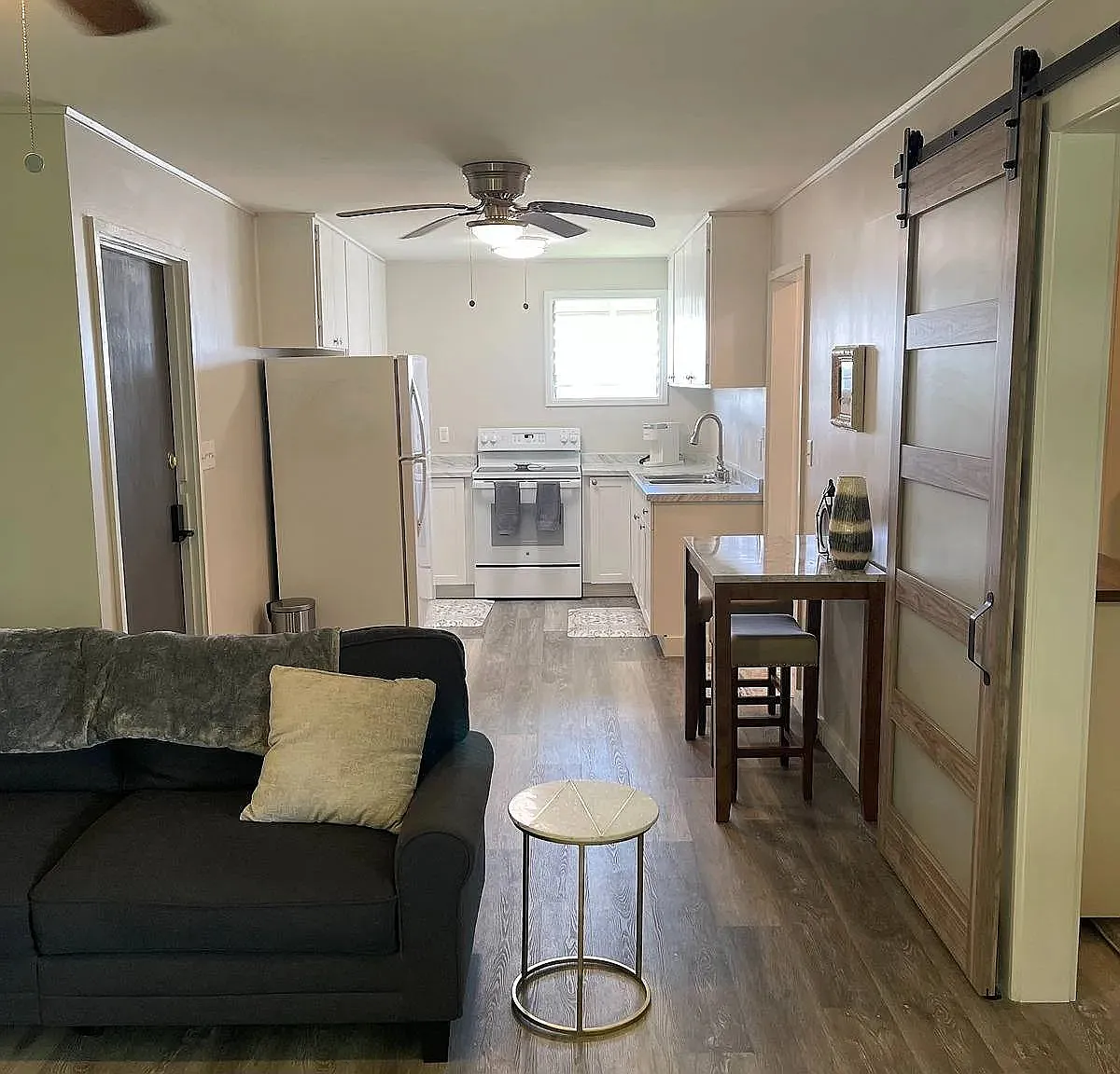 485 Waianuenue Avenue - 1 — Photo 1