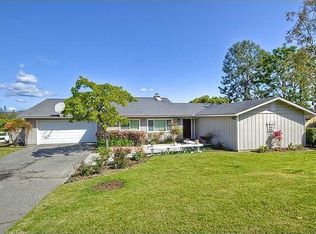 669 Rancho Santa Fe Rd #1, Encinitas, CA 92024