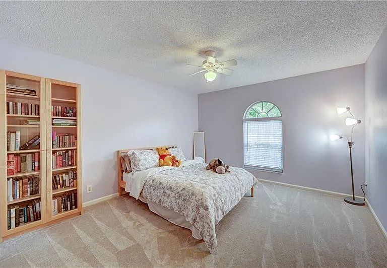 5088 NW 100th Ter — Photo 40