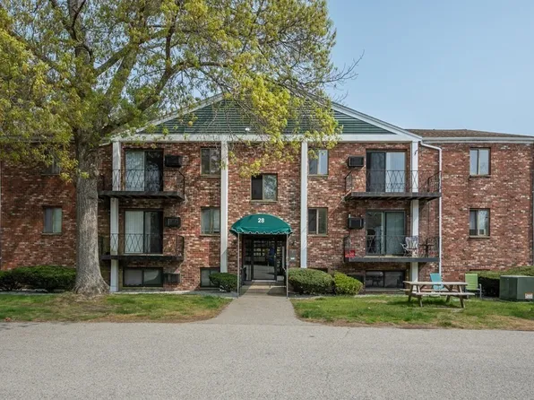 682 Plain St #2A-B-28, Marshfield, MA 02050