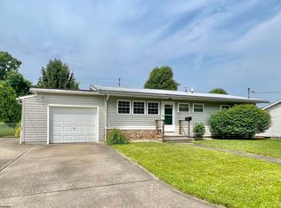 1465 Woodland Dr, Morgantown, WV 26505