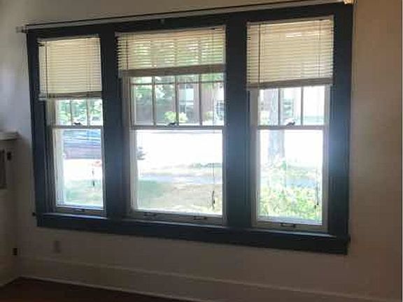 4th image of 310 1/2 E Elizabeth St
