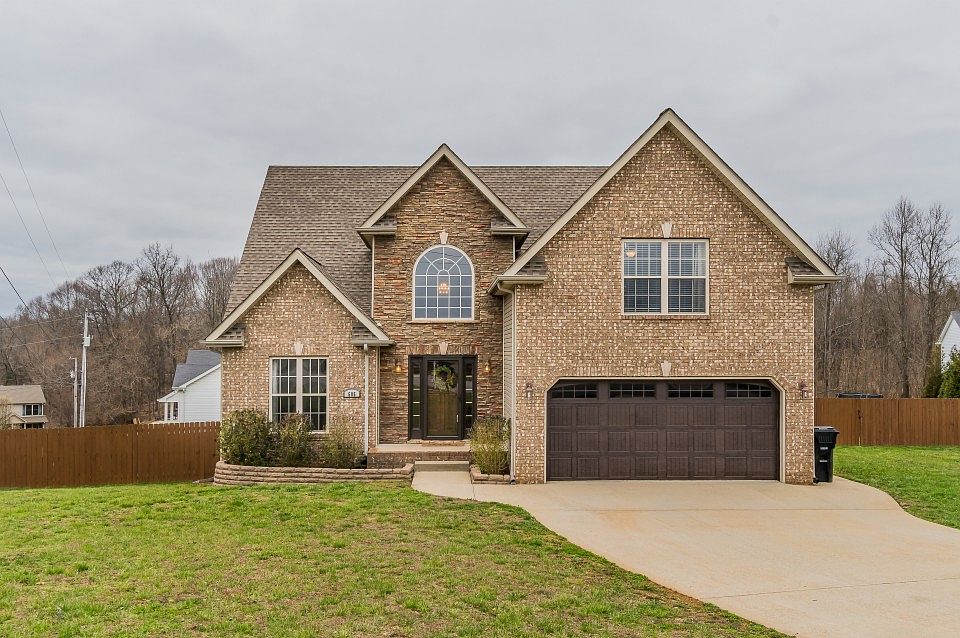 1st image of 606 Edinburgh Way