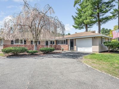22 Ansie Rd, Chelmsford, MA, 01824