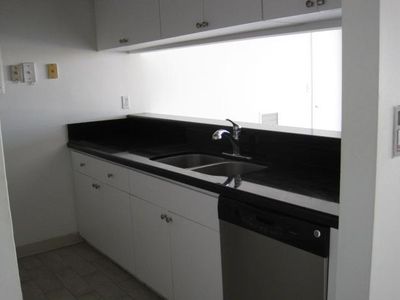 7601 E Treasure Dr APT 2201, North Bay Village, FL, 33141