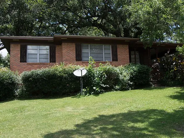 1201 Oak Lane Dr, Mobile, AL 36618