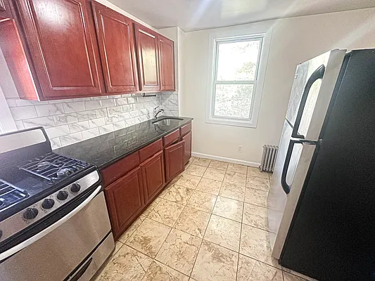 Rented by Showcase Realty | media 2