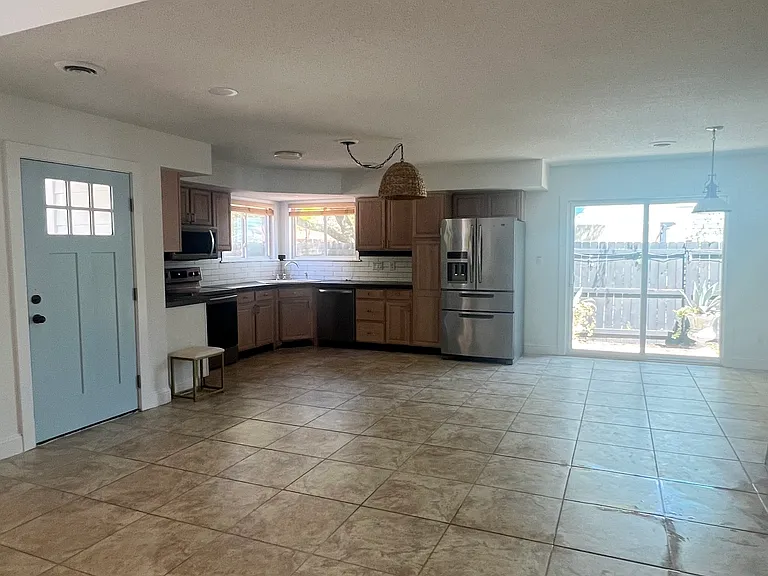Wildwood Dr — Photo 59