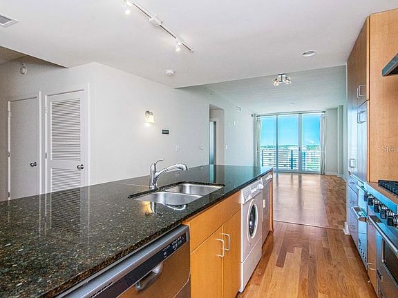 3rd image of 1208 E Kennedy Blvd Unit 721