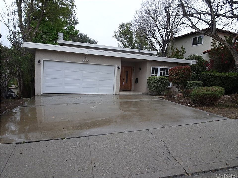 1st image of 22266 Del Valle St