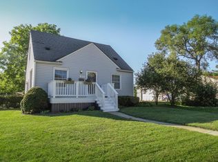 3876 Winifred St, Wayne, MI 48184