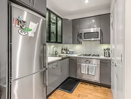 Rented by Brown Harris Stevens | media 1