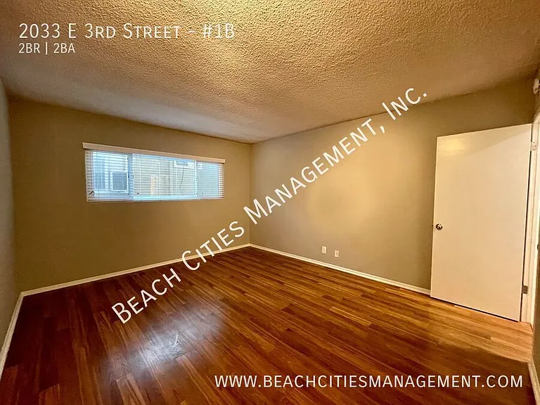 2033 E 3rd St #1B — Photo 35