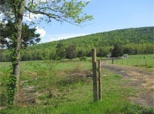 10547 Crossover Rd, Waldron, AR 72958