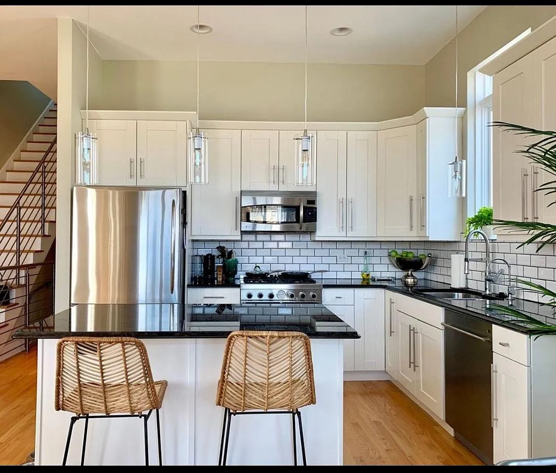 2 bed, 1450 sqft, $5,300 — Photo 4