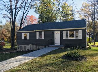 35 Ricker Rd, Kinnelon, NJ 07405